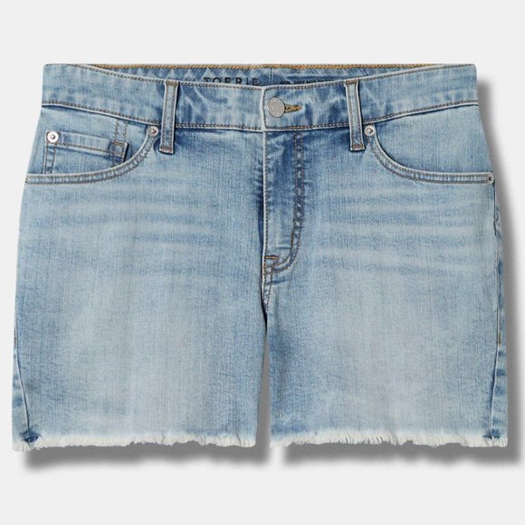 ❤️NWT TORRID JEAN SHORTS - VINTAGE STRETCH DENIM - MID RISE - PLUS SIZE - Picture 3 of 5
